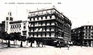 Alger - Place Laferriere et Depeche Algerienne - 1914